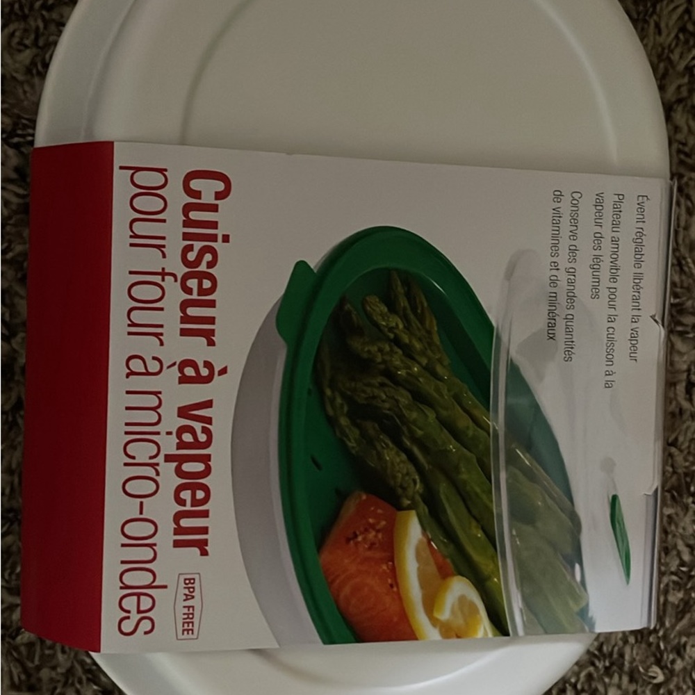 Brand new microwave steamer